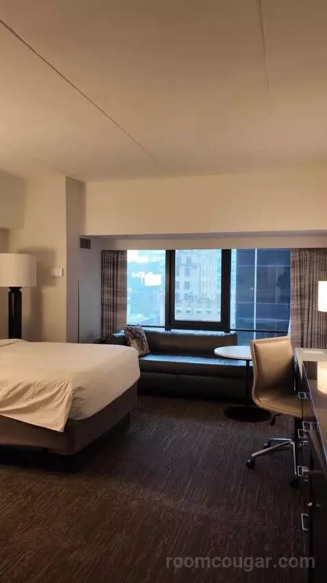 everywhereandbeyond's review preview (New York Marriott Marquis)